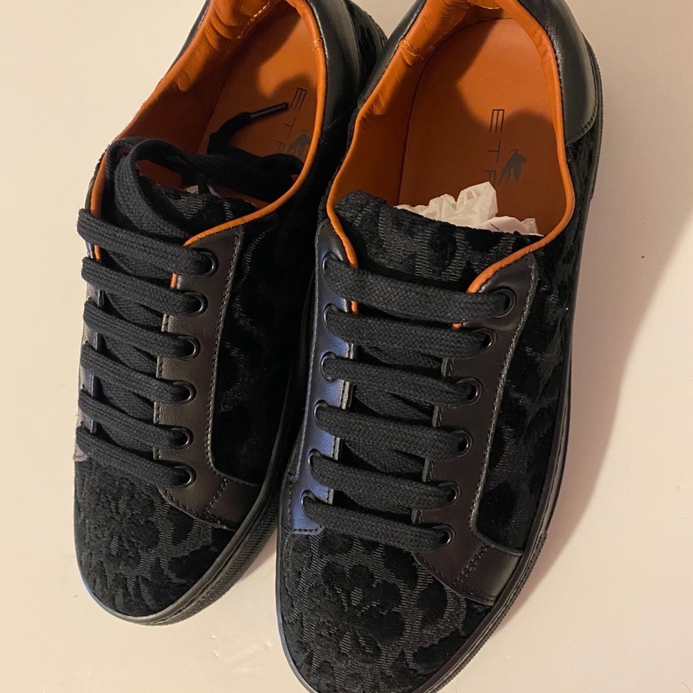 ETRO WOMEN BLACK SNEAKERS MADE IN ITALY SIZE 8